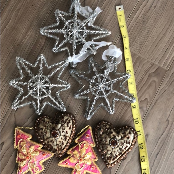 7 Christmas Ornaments - Picture 2 of 4